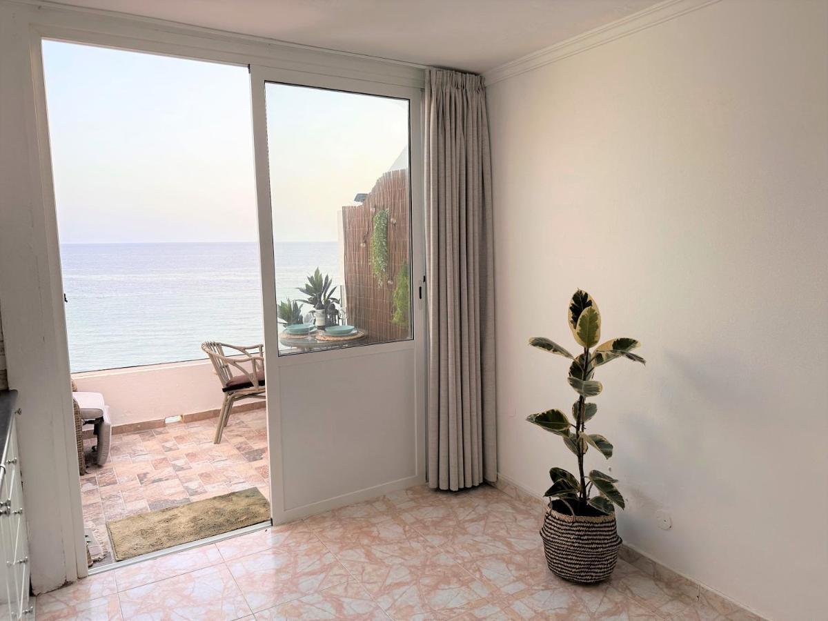 Ocean Views - Beach Apartment Patalavaca Esterno foto